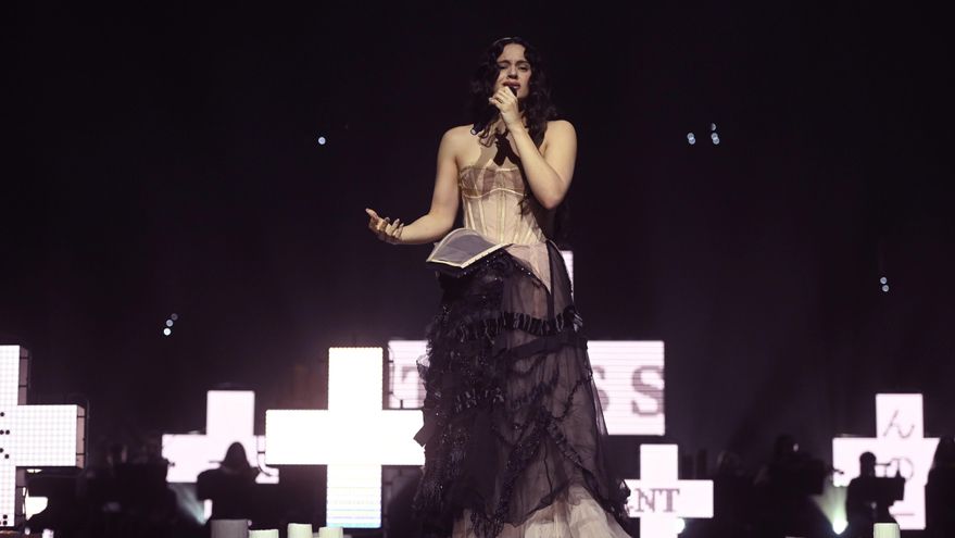 Rosalía revoluciona las listas españolas de éxitos con 'Lux' y consigue la triple corona
