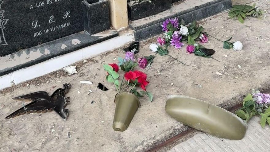 Tres detenidos como presuntos autores de los robos en casi 500 nichos del Cementerio de Torrero de Zaragoza