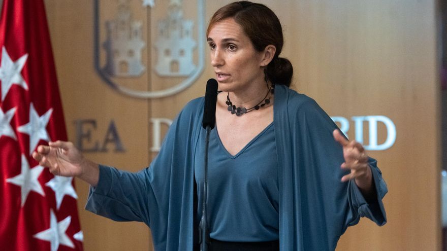 La portavoz de Más Madrid en la Asamblea de Madrid, Mónica García, ofrece declaraciones durante un pleno ordinario, en la Asamblea de Madrid, a 14 de septiembre de 2023, en Madrid (España).
