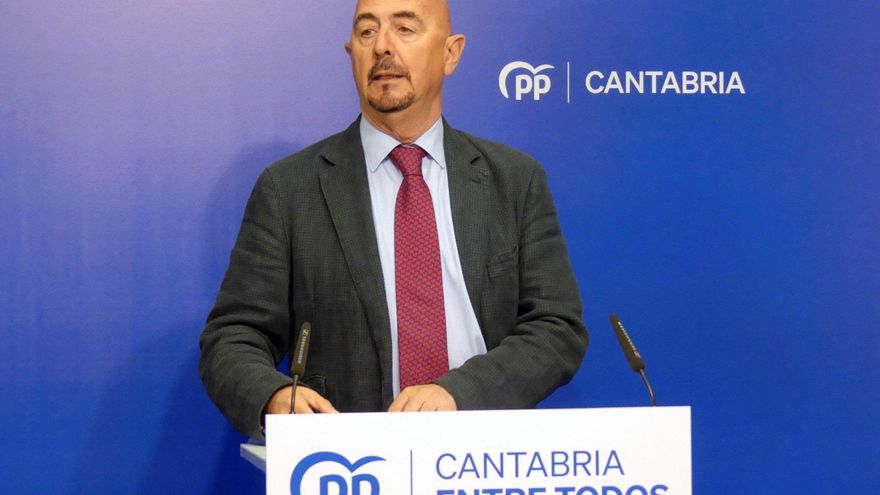 El PP coloca al frente de Salud en Cantabria al cargo cuyos hijos ficharon por Ferrovial tras la adjudicación millonaria de un hospital