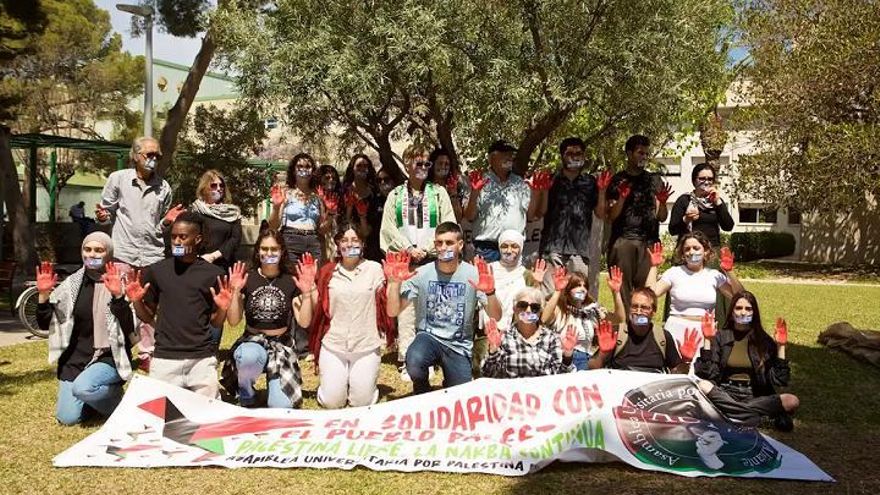 Estudiantes de la Universidad de Alicante inician una acampada de protesta en solidaridad con Palestina