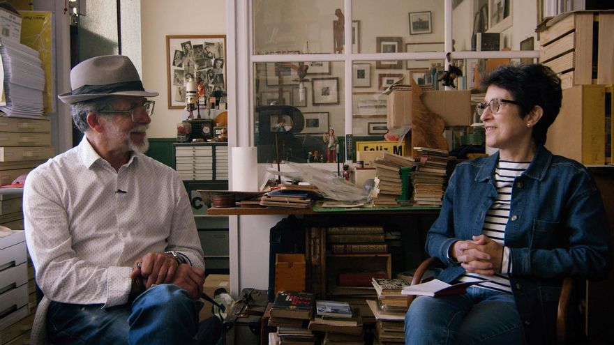 La Feria del Libro Viejo de Santander dedica su edición de 2023 a 'Las mujeres sin sombrero y con sombrero'