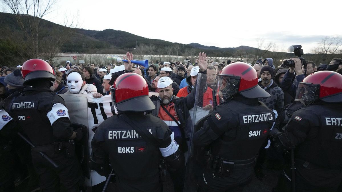 Tubos Reunidos despedirá a 301 trabajadores en Álava y Bizkaia tras acumular pérdidas de 71,3 millones en 2025