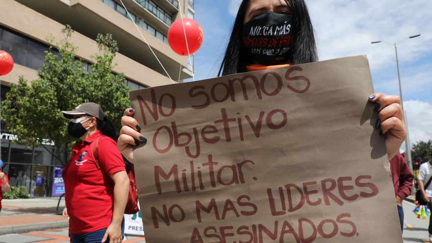 Lluvias enfrían una nueva jornada de protestas contra el Gobierno colombiano