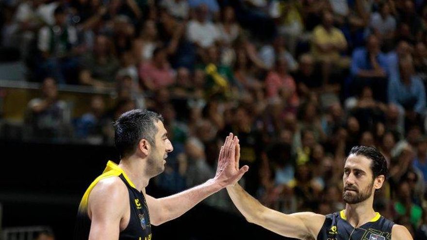 La Laguna Tenerife empieza la Liga con las dudas de Guerra y Van Beck