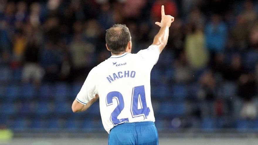 El Tenerife rescata un punto tras ceder al Sporting otro gol inverosímil