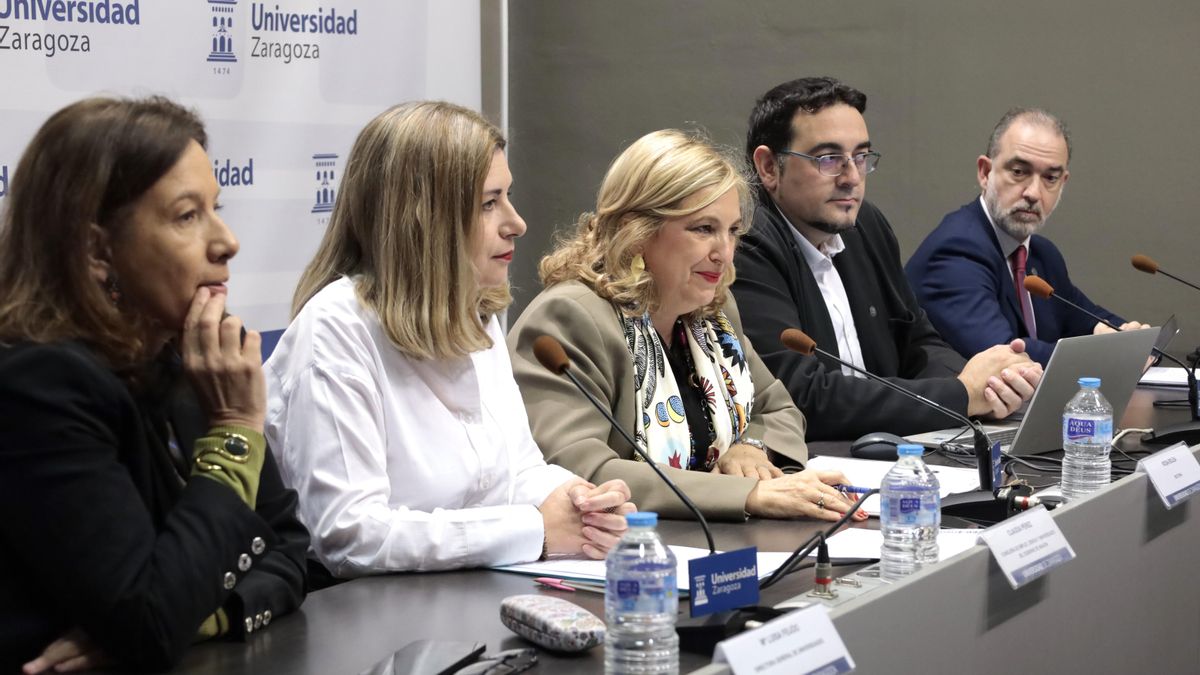 La Universidad de Zaragoza se pasa a la IA generativa: ofrece un curso gratuito a los 6.500 alumnos de nuevo ingreso