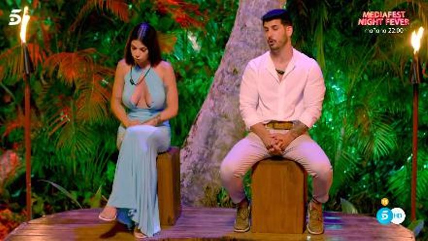 La hoguera final de Ana y Christian