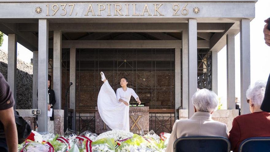 Actos por el aniversario del bombardeo de Gernika, ejecutado por la Legión Cóndor nazi el 26 de abril de 1937