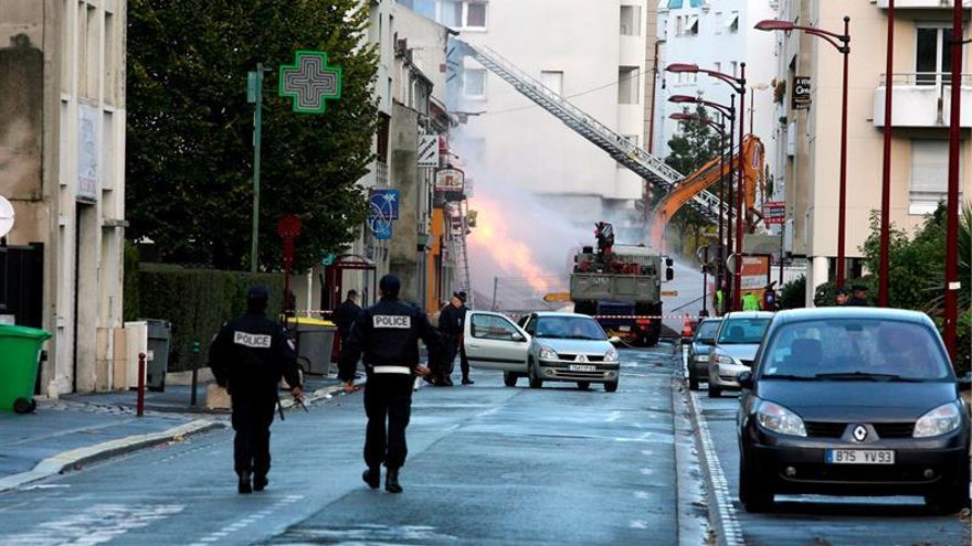 Al menos 8 heridos y una persona sepultada por una explosión de gas en Dijon