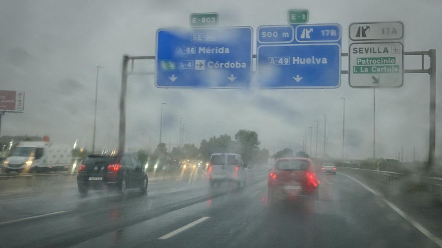 La dana pierde fuerza pero activa aviso en 12 provincias, Castellón y Tarragona en naranja