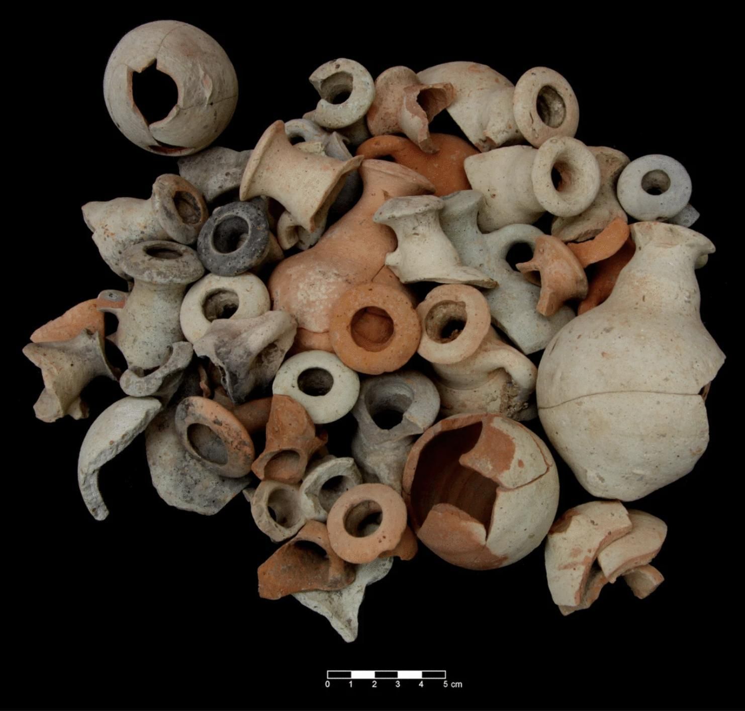 Selección de botellas de aceite fenicias