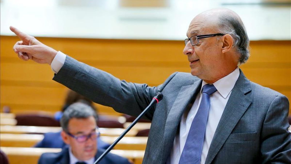 Hacienda confirma el pago a los funcionarios del 50% de la extra suspendida en 2012