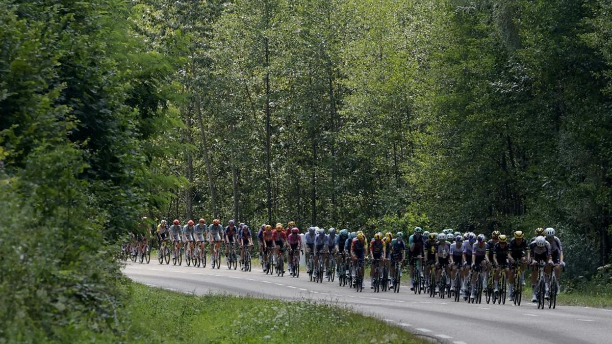 La alta montaña pone a prueba a Pogacar y sus rivales en el Tour de Francia: previa, horario y dónde ver por TV la etapa 14 y 15