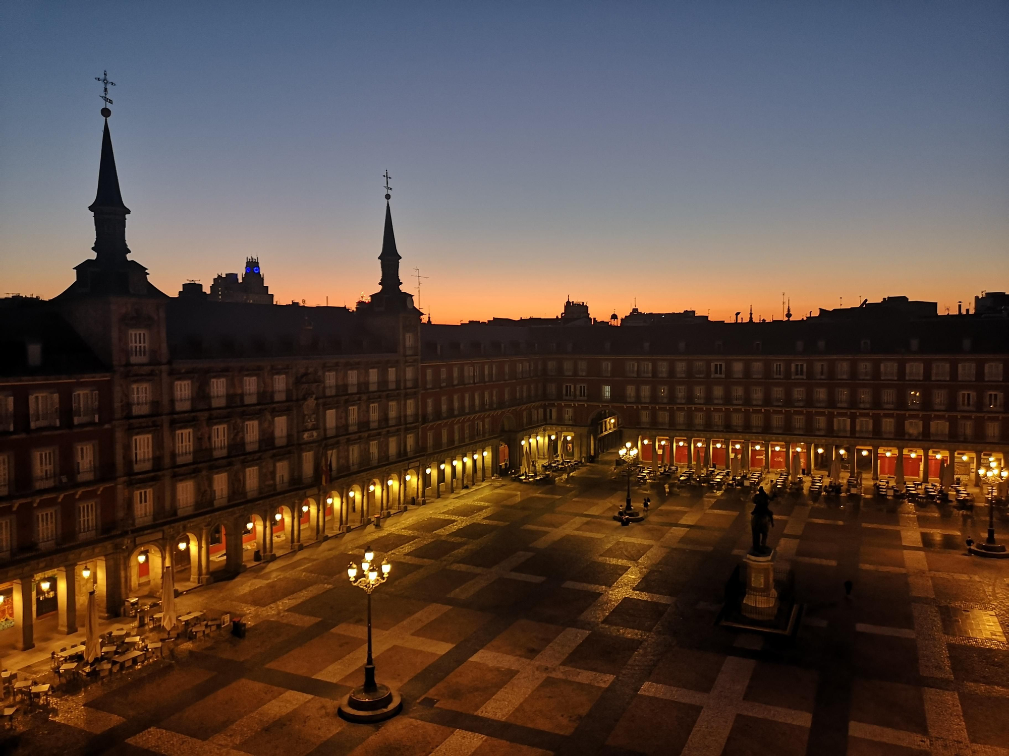 Amanecer en la Plaza Mayor