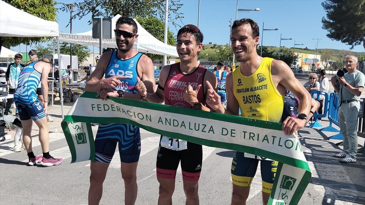 Pablo Fernández y Laura Núñez se imponen en Baena