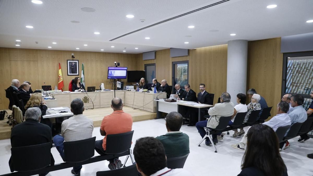 Acusados en el juicio por el camino de Torilejos en Posadas