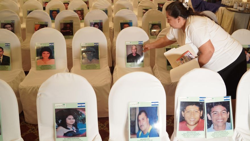 Presentan una propuesta de ley para atender a migrantes y a sus familias en El Salvador