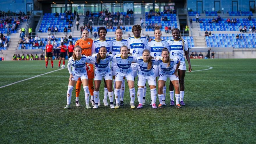 El Costa Adeje logra un punto de mérito en Badalona