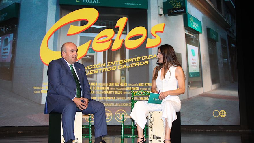 'Celos', la nueva campaña de Eurocaja que apela a lo que les diferencia, su apuesta por la presencialidad en la España Rural