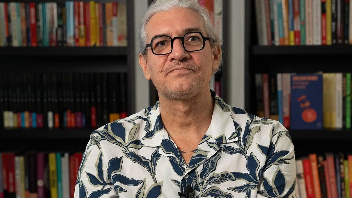 Emiliano Monge Librotea