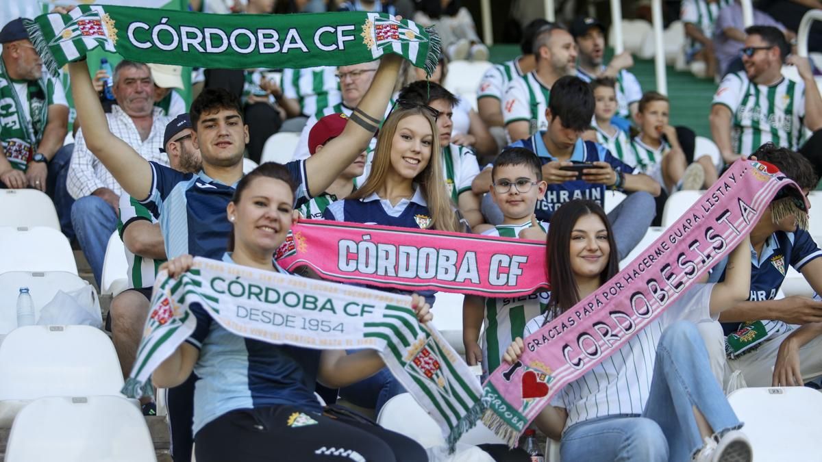 Grada Blanquiverde del Córdoba CF - Sporting de Gijón