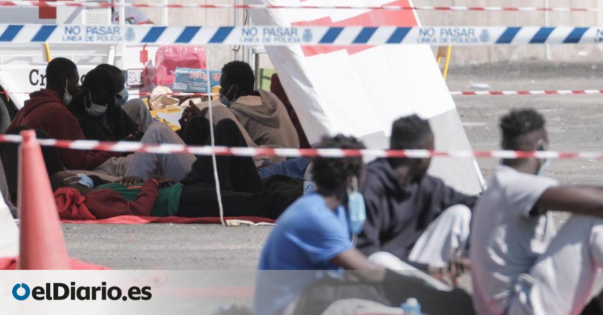 Canarias avisa de que no puede tener seis meses a migrantes que lleguen a las islas mientras se gestiona su regularización