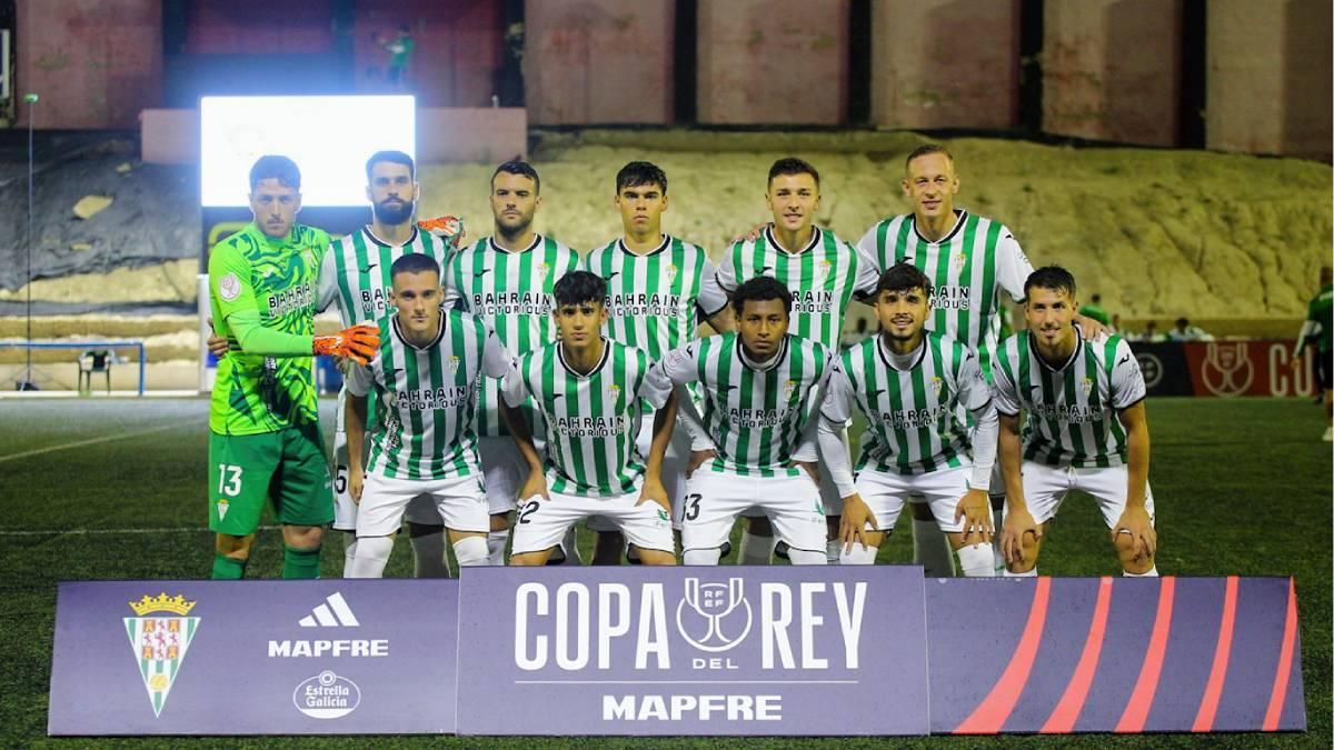 Las notas blanquiverdes del CD Cieza - Córdoba CF