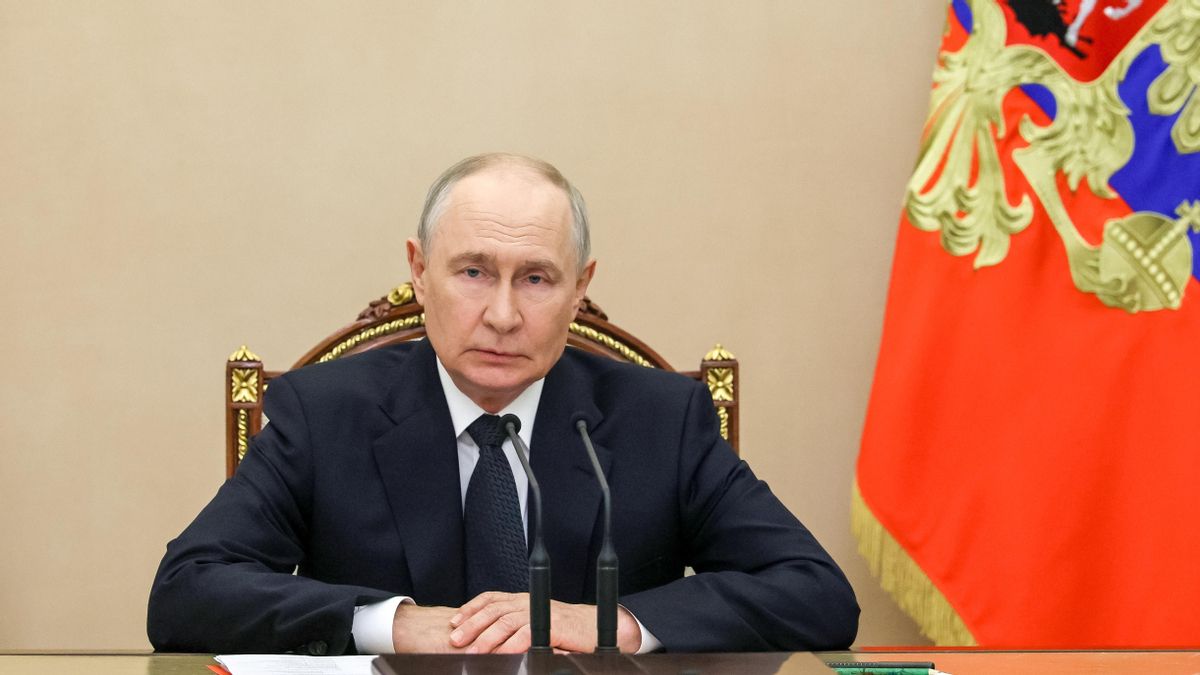 El presidente de Rusia, Vladímir Putin, en una reunión con miembros del Consejo de Seguridad ruso el 21 de agosto.