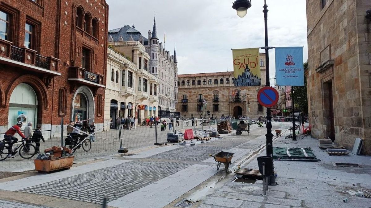 La reforma de la calle Ancha se 'congelará' por San Froilán para continuar después y sin tráfico durante meses