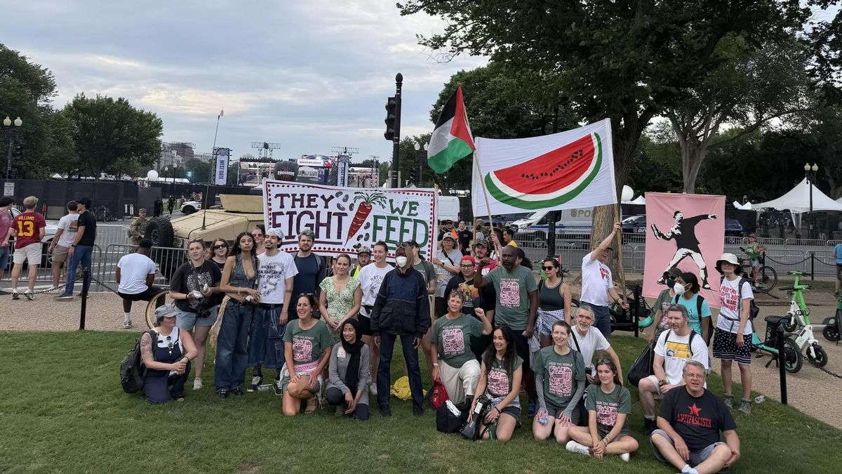 Protesta contra el combate de UFC en la Casa Blanca, el 14 de junio de 2026 en Washington DC.