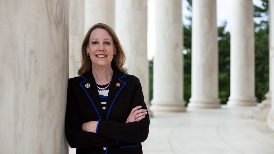 Barbara Perry, historiadora: “Si Trump vuelve a ser presidente, intentará suspender la Constitución”