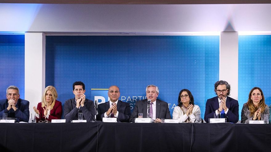 Alberto Fernández llamó a la primera reunión de la mesa política del FDT para el jueves 16 en la sede del PJ