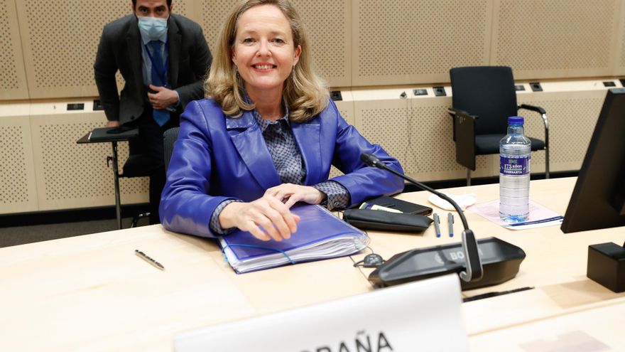 Calviño anuncia el visto bueno "preliminar" de Bruselas a la reforma laboral acordada con los agentes sociales