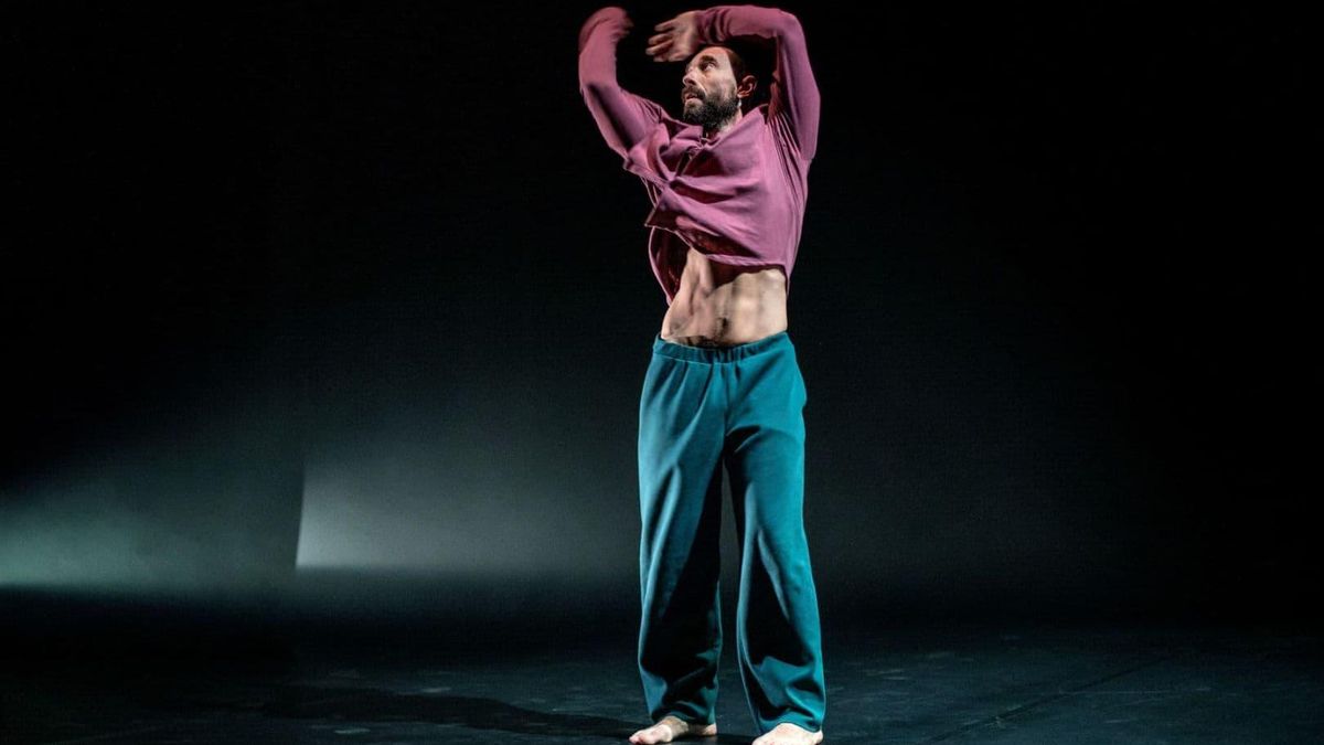 El Teatro El Albéitar acoge ‘NÉE’, un viaje íntimo de danza contemporánea con la compañía Cielo Raso