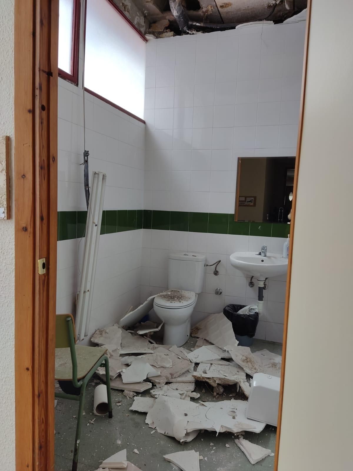 En colegios como el Juan Ramón Jiménez incluso se ha despedido el techo