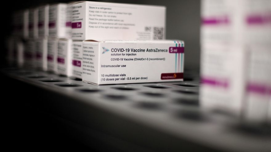 Varias cajas con la vacuna contra el Covid-19.