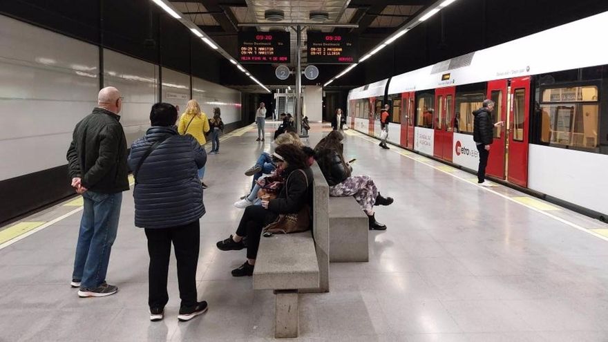 La Generalitat Valenciana prorroga la gratuidad de transporte público para jóvenes hasta el 31 de enero