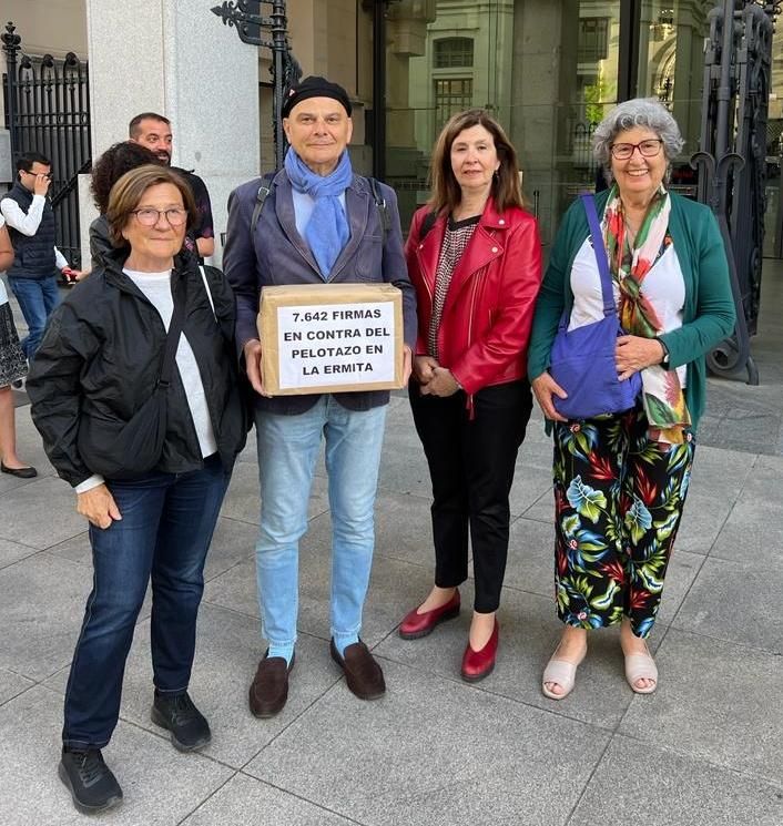 Entrega de firmas en Cibeles, este martes