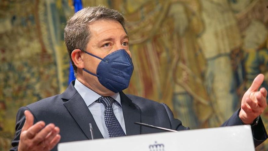 García-Page: "Que nadie piense que el 9 de mayo se va a acabar ni la mascarilla ni probablemente el toque de queda"