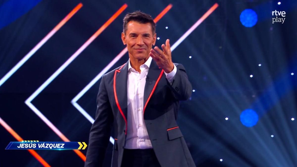 'El túnel' se estrena en RTVE como una entretenida fusión de 'The Floor' con 'La Voz' y Jesús Vázquez en su salsa