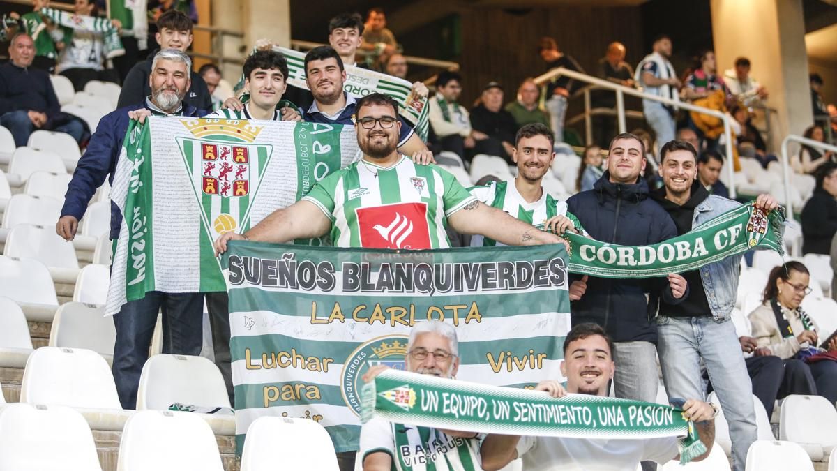 Grada Blanquiverde del Córdoba CF - Real Zaragoza