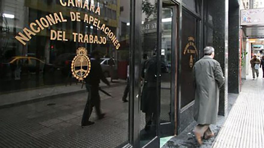 Qué camino seguirá el DNU de Milei en la Justicia después del fallo contra la reforma laboral