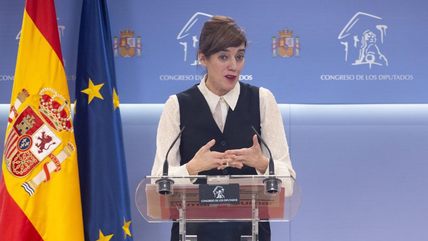 La portavoz de Sumar en el Congreso, Marta Lois, ofrece una rueda de prensa posterior a la reunión de la Junta de Portavoces, a 12 de diciembre de 2023, en Madrid (España).