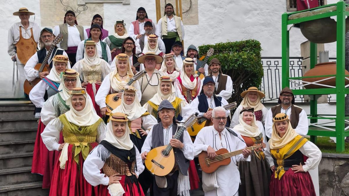 La Agrupación Folclórica Aduares celebra su XXIX Festival Aniversario