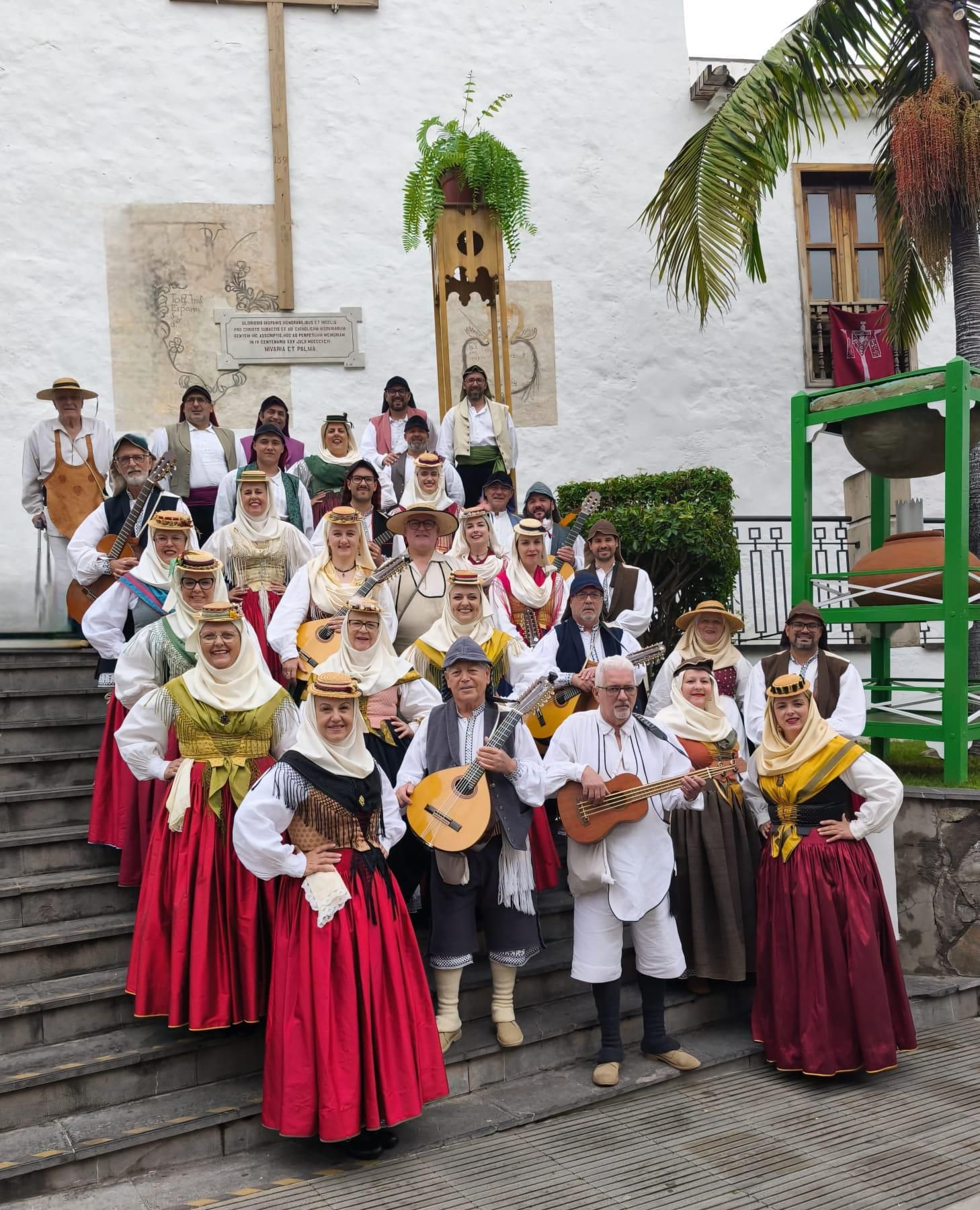 Agrupación Folclórica Aduares.