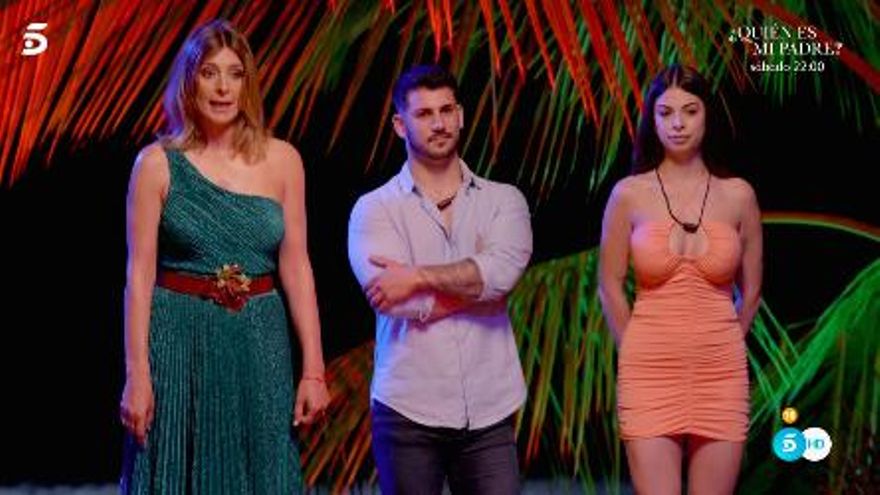 Insólito en 'La isla de las tentaciones': entra una pareja nueva y expulsan a una de las conocidas