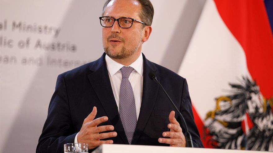 El ministro de Exteriores de Austria