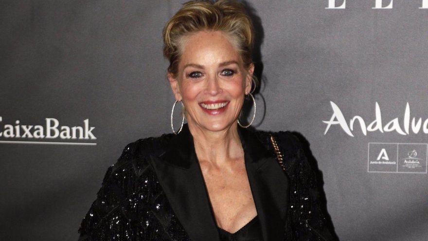 El esmoquin cordobés con el que Sharon Stone ha brillado en Sevilla