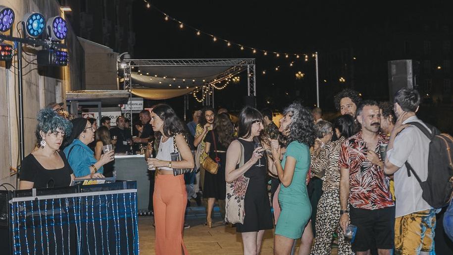 La DJ LadyDilema ha amenizado la noche